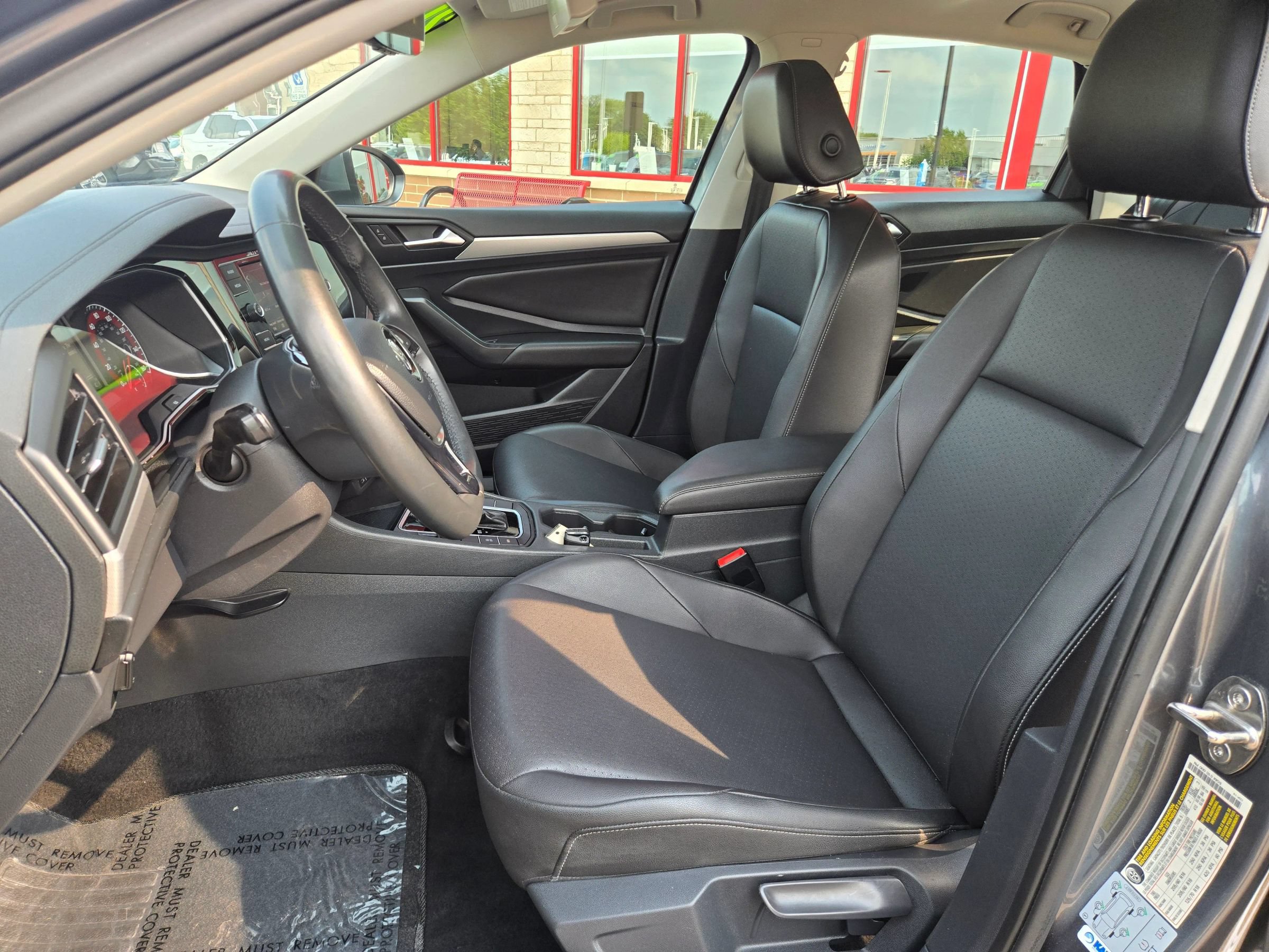 Used 2020 Volkswagen Jetta SE w/ SE Cold Weather Package FWD image 10