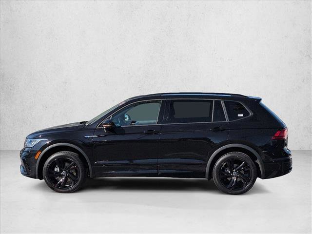 Used 2023 Volkswagen Tiguan SE R-Line image 9