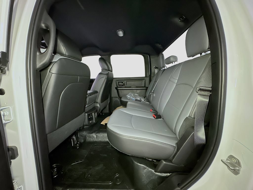 New 2026 RAM 5500 Tradesman AWD/4WD image 23