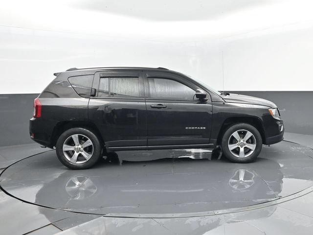 Used 2016 Jeep Compass High Altitude AWD/4WD image 4