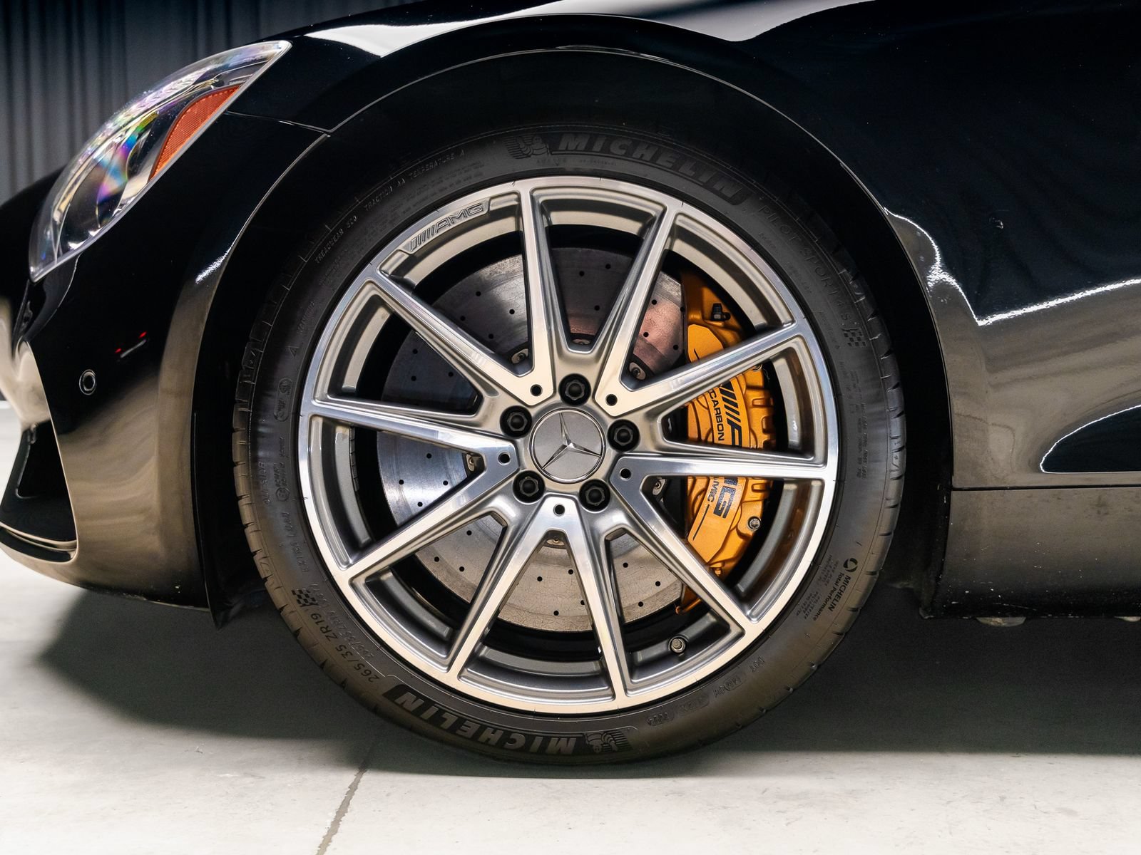 Used 2016 Mercedes-Benz AMG GT S image 3