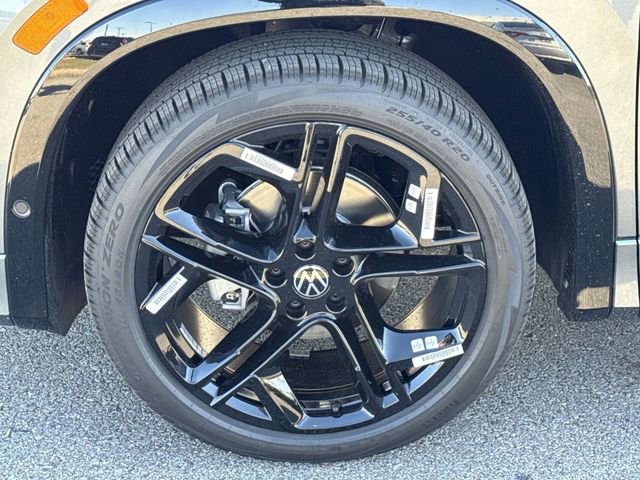 New 2026 Volkswagen Tiguan SE R-Line image 22