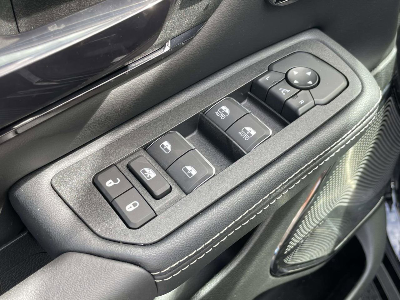 New 2026 RAM 1500 Limited image 28