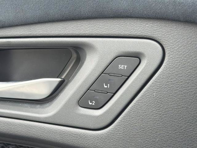Certified 2023 Nissan Ariya AWD/4WD image 15