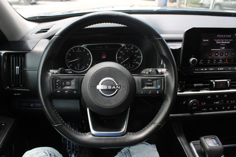 Used 2023 Nissan Pathfinder SV FWD image 9