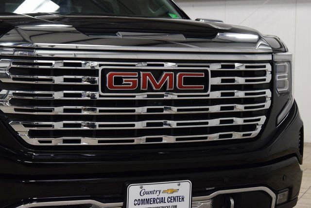 Used 2025 GMC Sierra 1500 Denali w/ Denali Reserve Package image 9