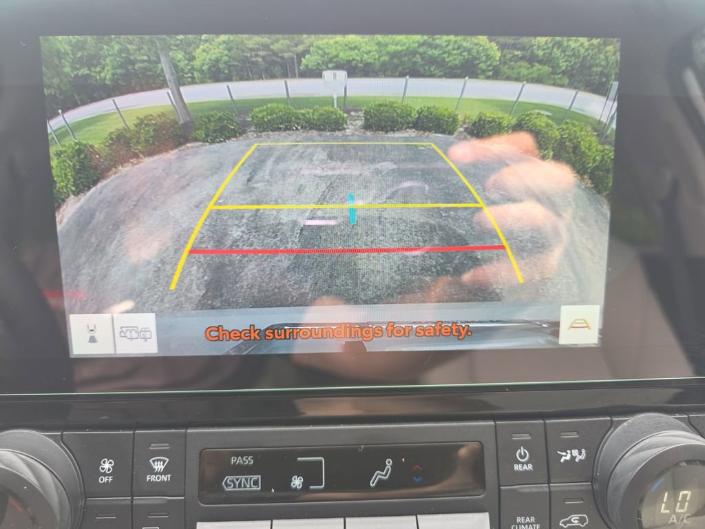 Used 2024 Toyota Grand Highlander AWD image 30