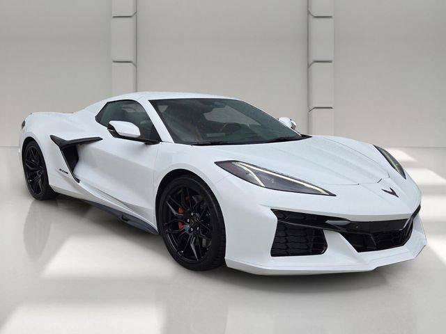 Used 2024 Chevrolet Corvette Z06 RWD image 7