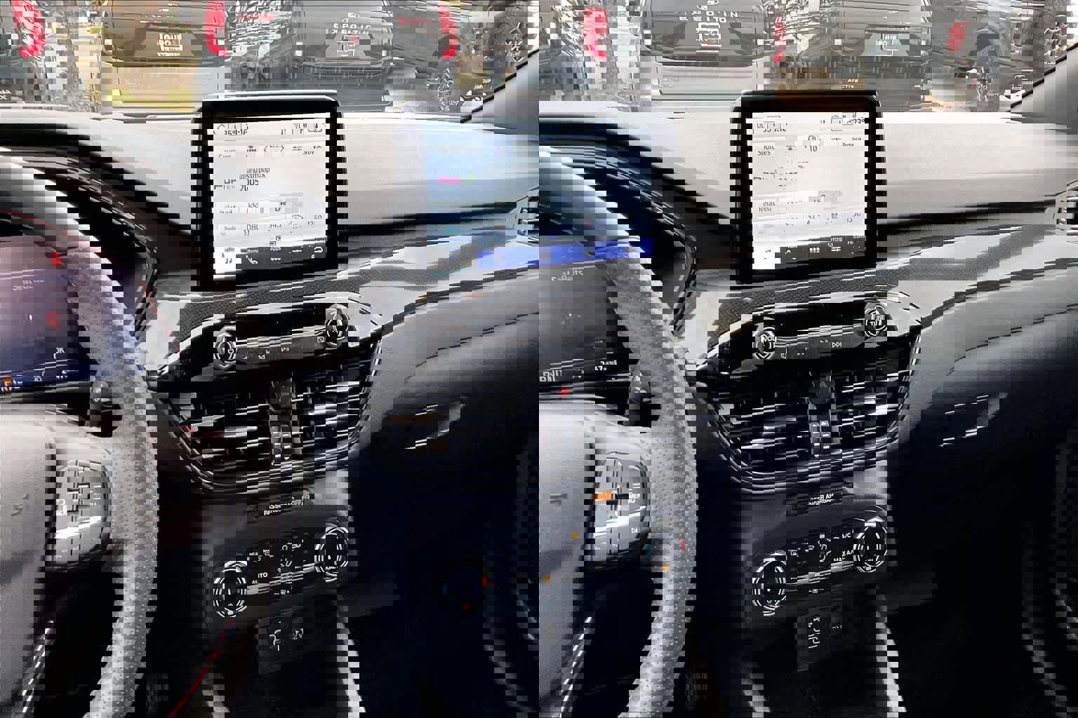 Used 2025 Ford Escape ST-Line image 6