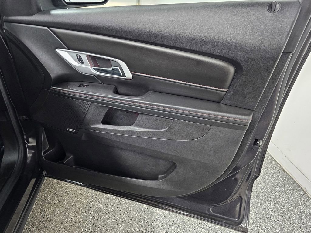 Used 2015 GMC Terrain SLT FWD image 24