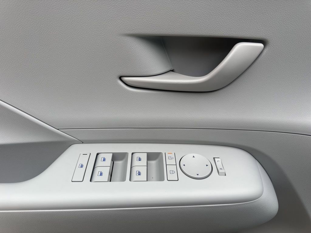 Used 2026 Hyundai Kona SEL Sport image 19