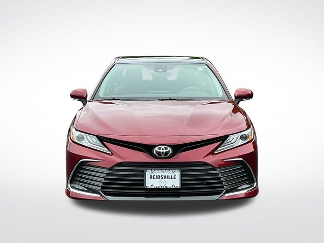 Used 2021 Toyota Camry XLE AWD/4WD image 9