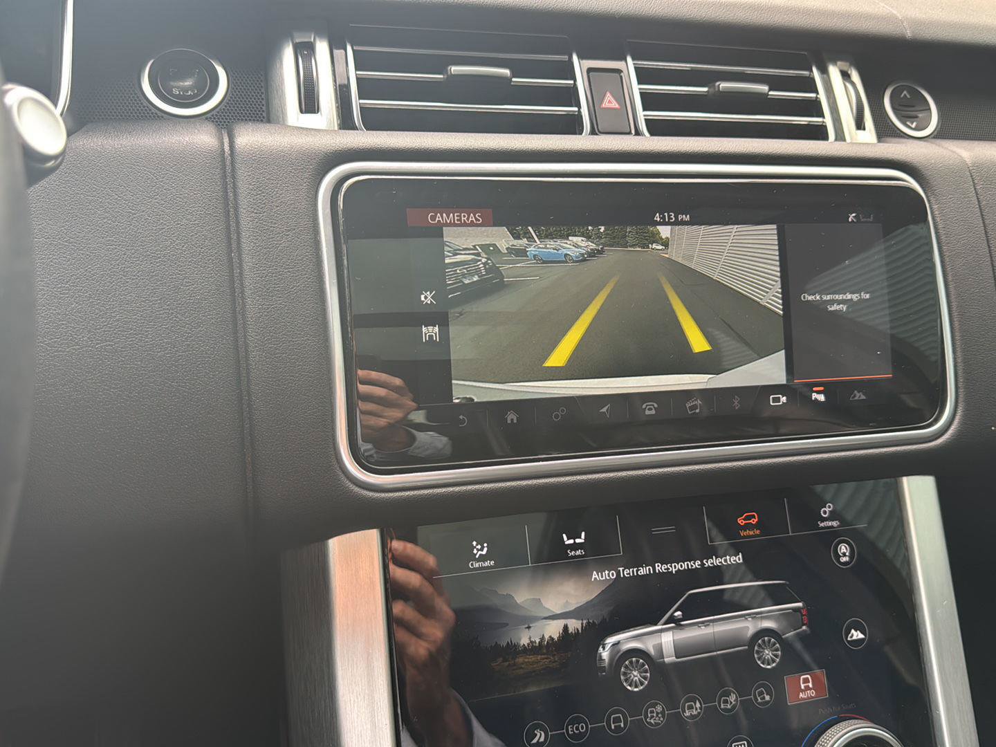 Used 2020 Land Rover Range Rover AWD/4WD image 25