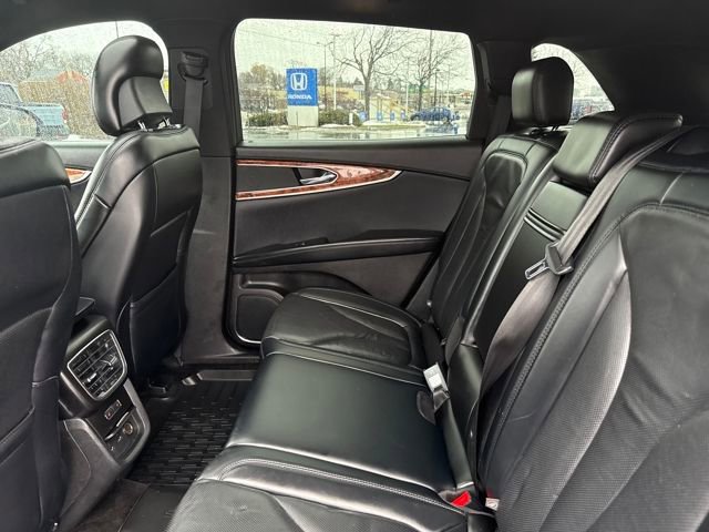 Used 2018 Lincoln MKX Reserve w/ Lincoln MKX Climate Package image 28