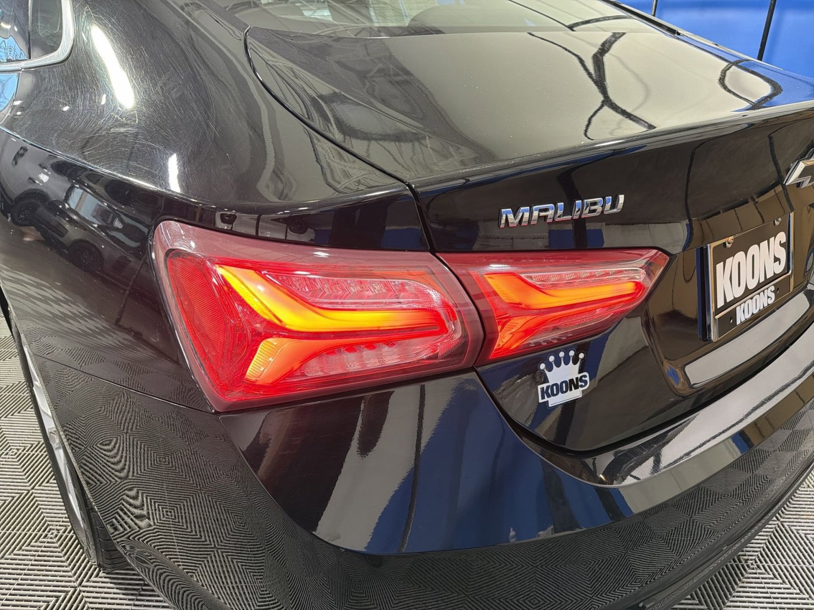 Used 2022 Chevrolet Malibu LT image 18