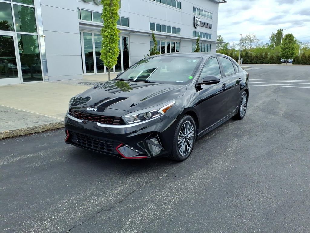 Used 2023 Kia Forte GT-Line FWD image 2