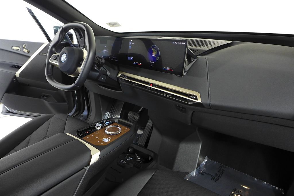 Certified 2023 BMW iX xDrive50 w/ Premium Package image 12