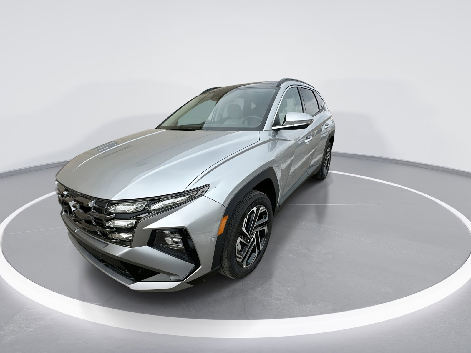 Used 2025 Hyundai Tucson Limited image 4