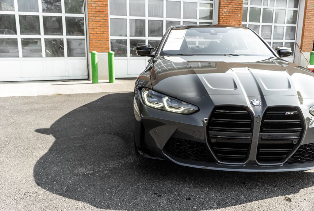 Used 2021 BMW M4 Coupe w/ Executive Package RWD image 37