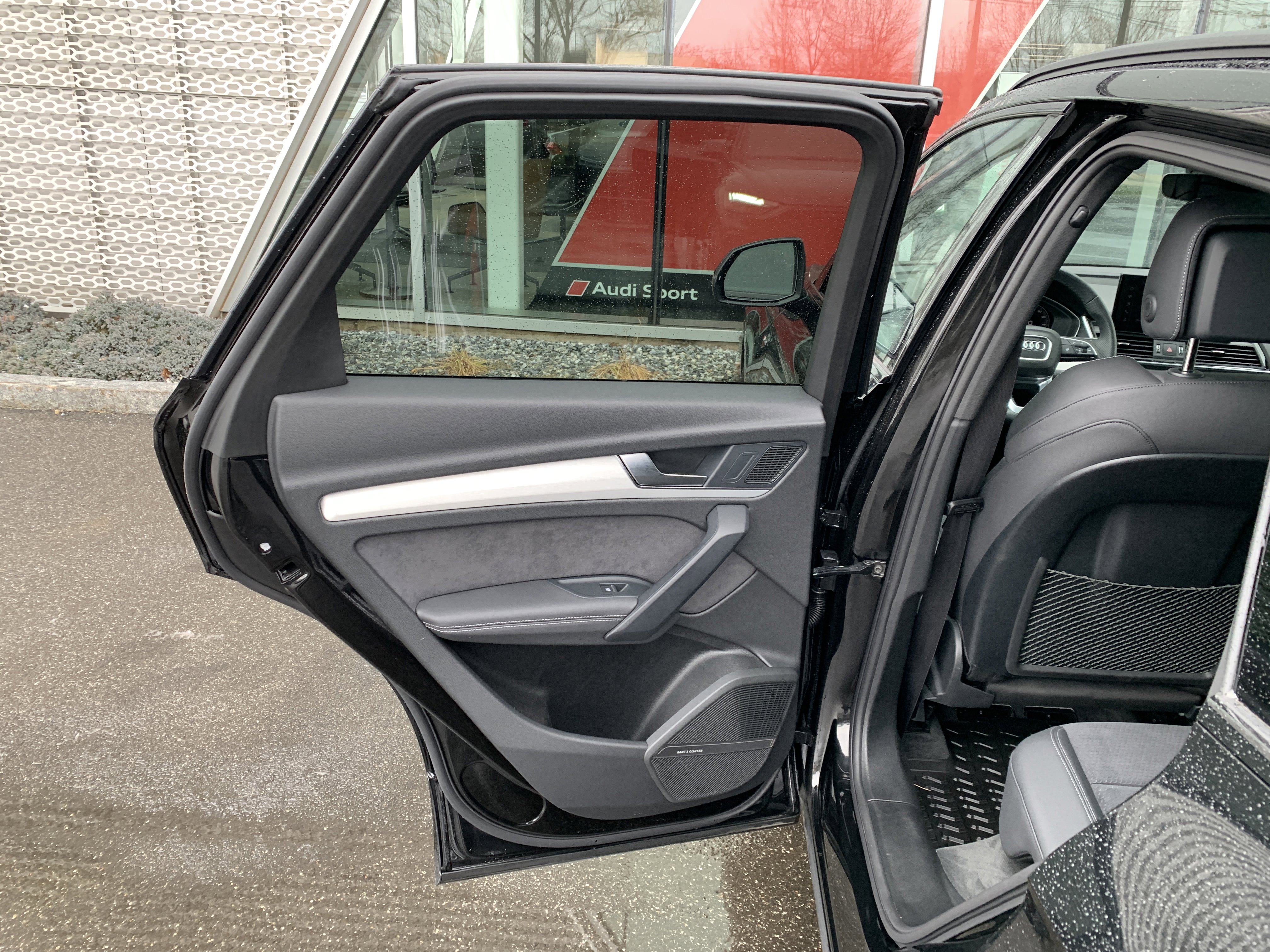 Certified 2024 Audi Q5 e Premium Plus w/ Premium Plus Package image 20