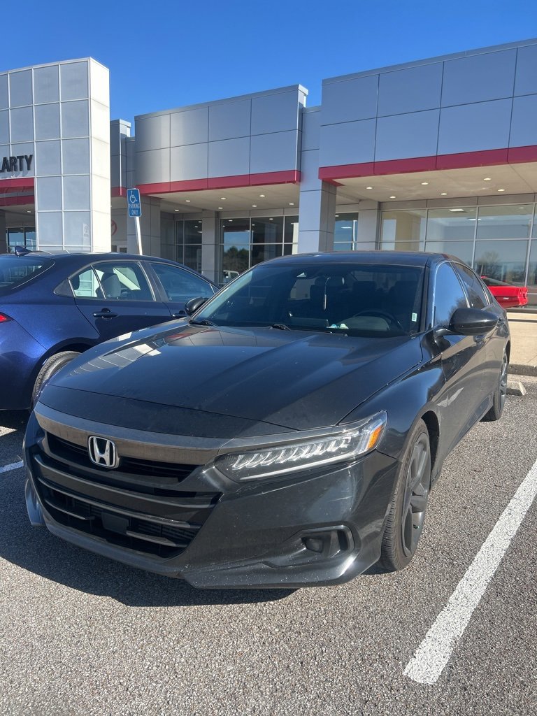 Used 2022 Honda Accord Sport image 1