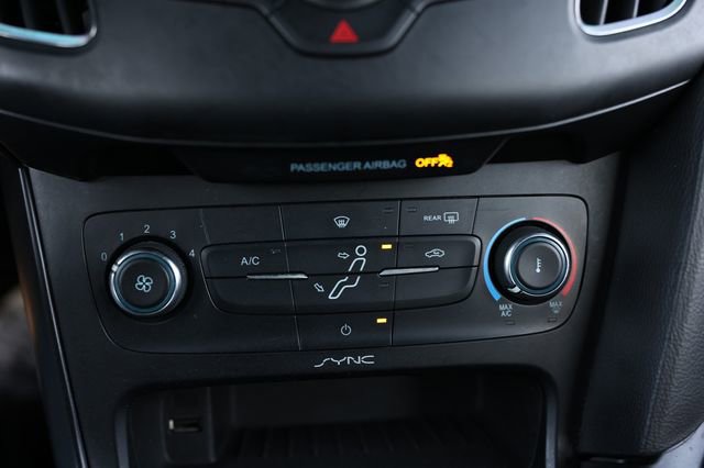 Used 2016 Ford Focus ST FWD image 35