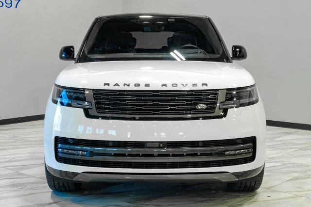 Used 2025 Land Rover Range Rover Long Wheelbase Autobiography AWD/4WD image 9