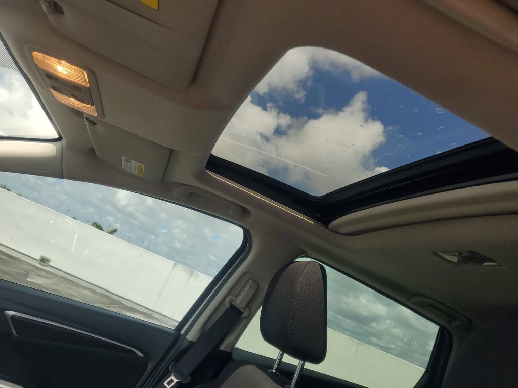 Used 2016 Honda Fit EX image 19