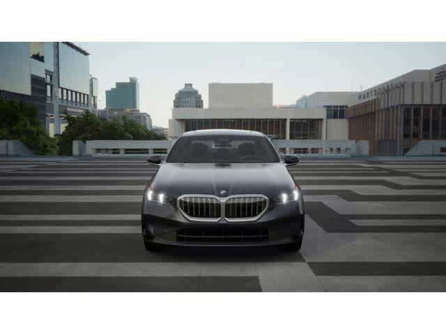 Used 2026 BMW 530i RWD image 3