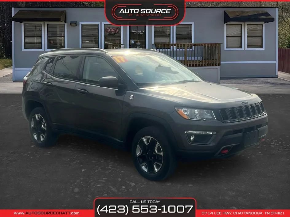 Used 2017 Jeep Compass Trailhawk w/ Navigation Group image 1