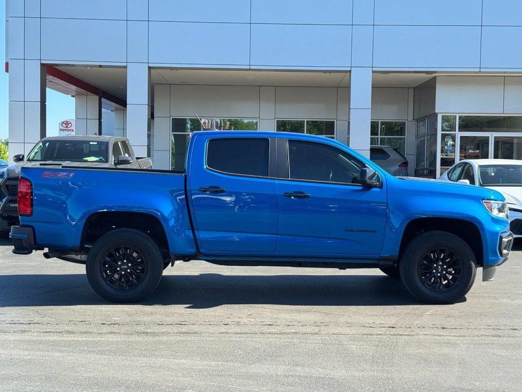 Used 2022 Chevrolet Colorado Z71 w/ Trail Boss Package AWD/4WD image 2