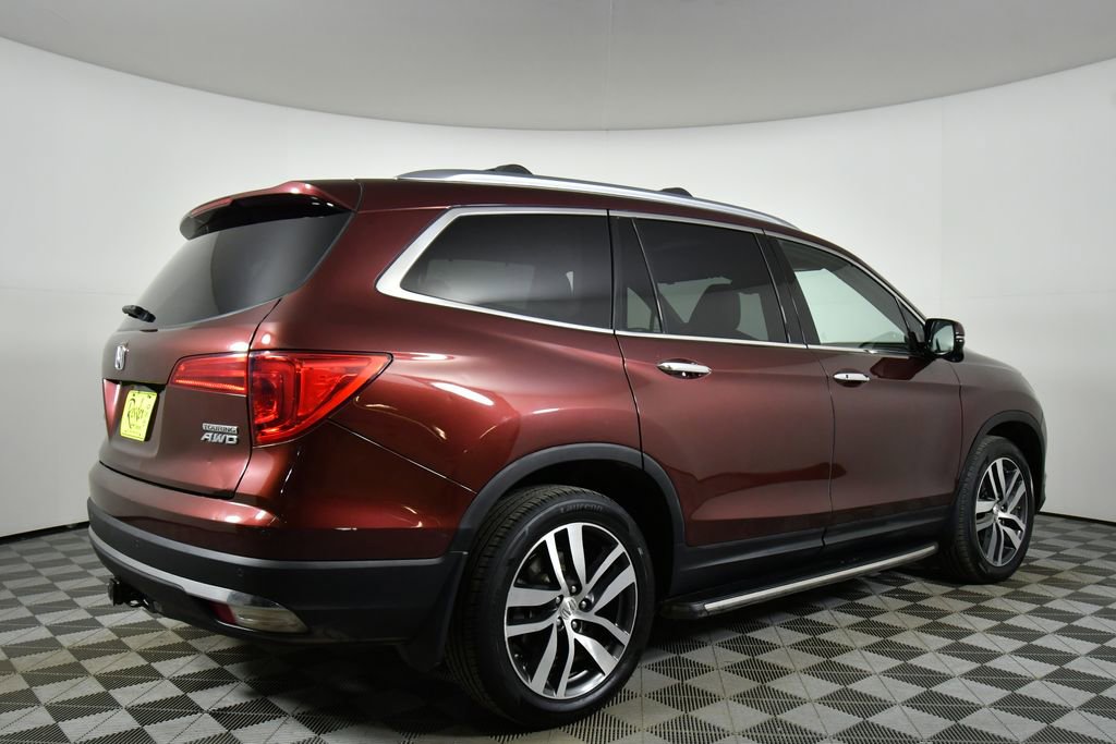 Used 2018 Honda Pilot Touring image 10