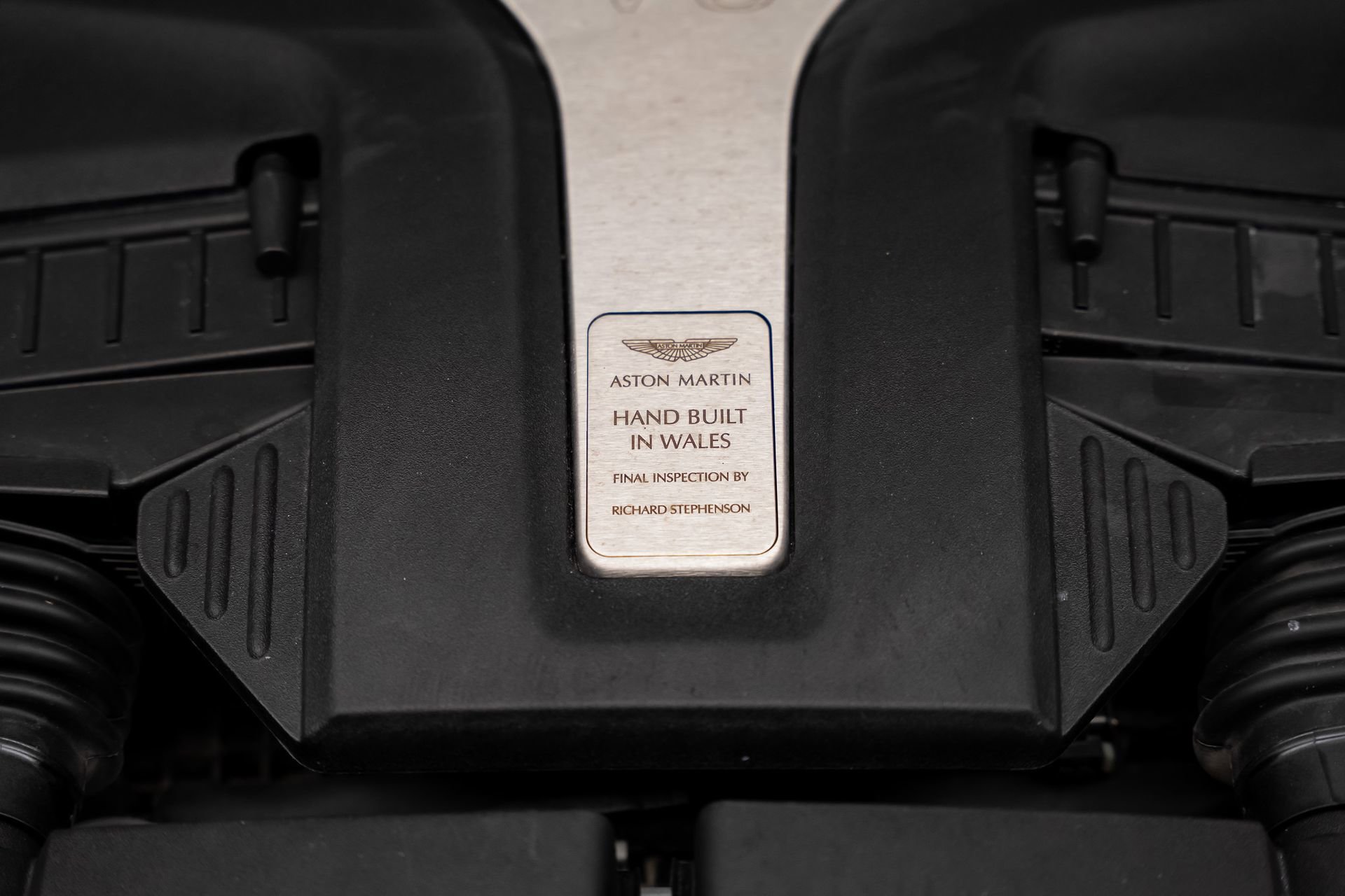 Used 2021 Aston Martin DBX AWD/4WD image 75