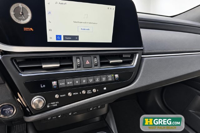 Used 2024 Lexus ES 300h w/ Premium Package FWD image 14