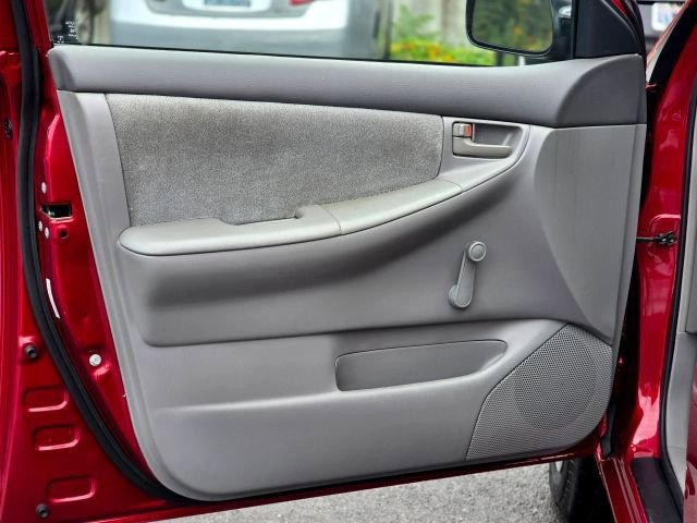 Used 2004 Toyota Corolla CE image 23