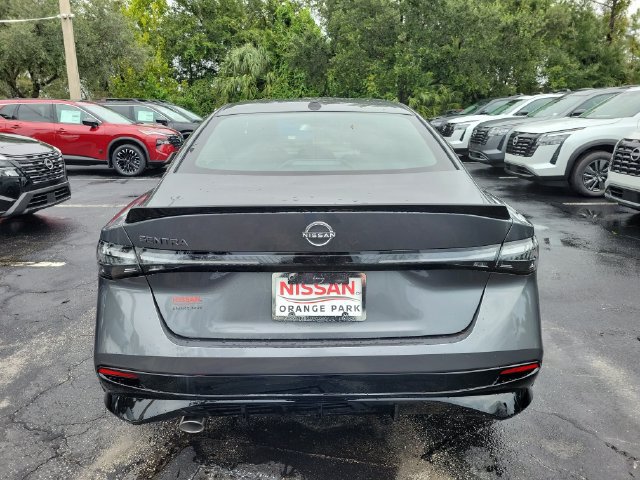 New 2027 Nissan Sentra SR w/ Floor Mat Package FWD image 7