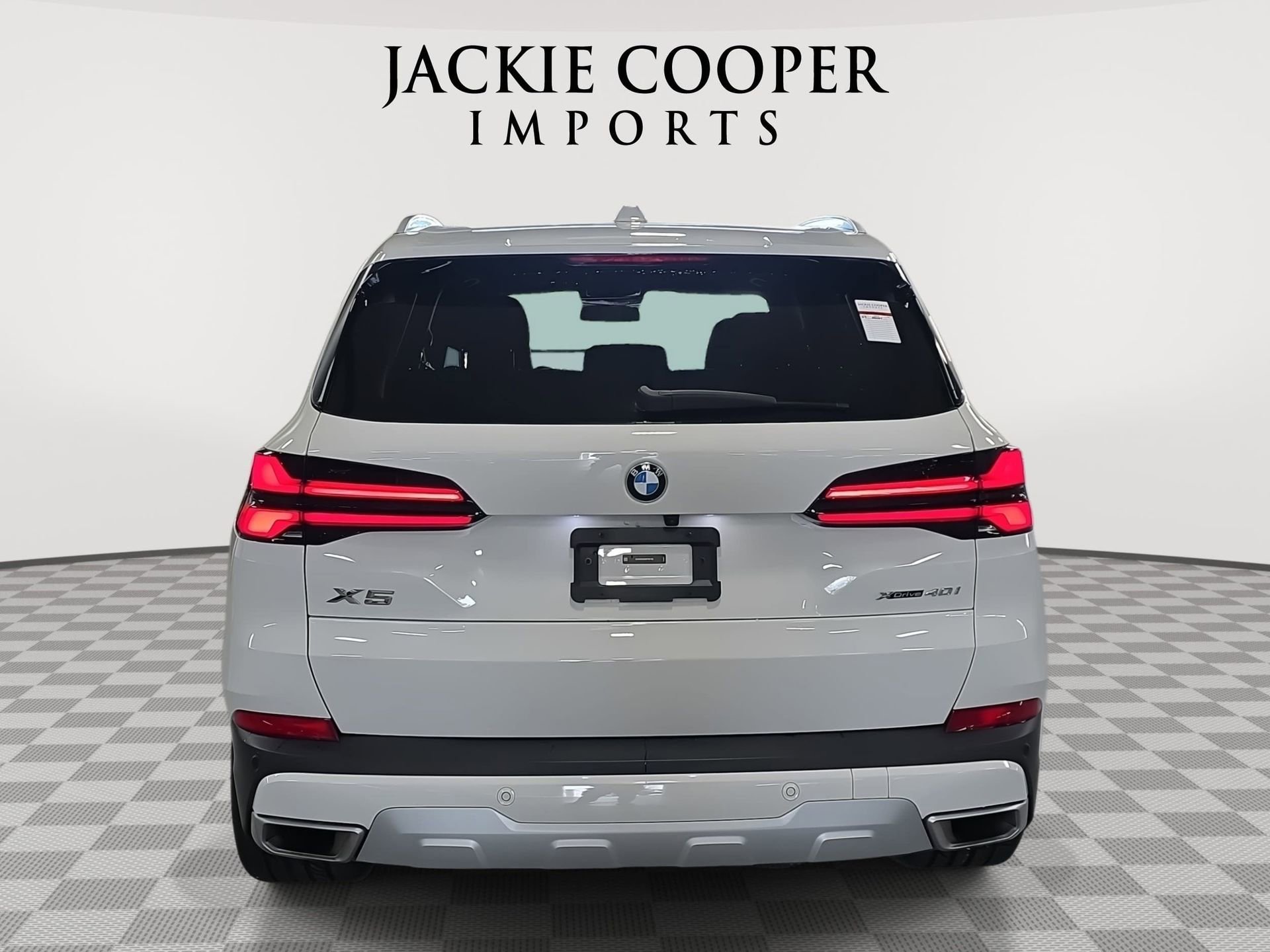 Used 2024 BMW X5 xDrive40i w/ Premium Package AWD/4WD image 6
