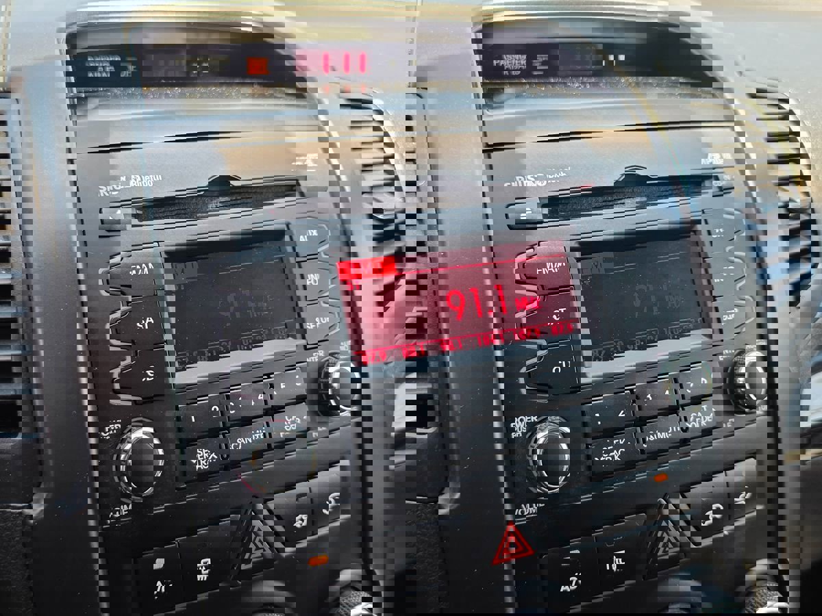 Used 2013 Kia Sorento LX w/ Third Row Pkg image 39