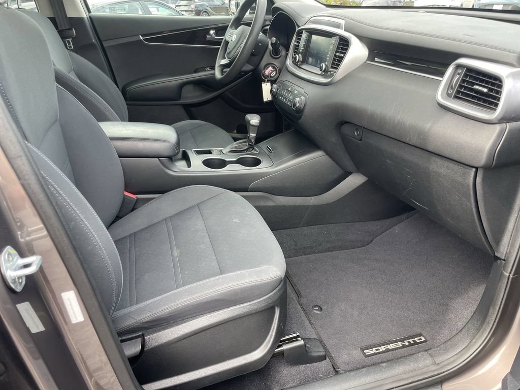 Used 2019 Kia Sorento AWD image 31