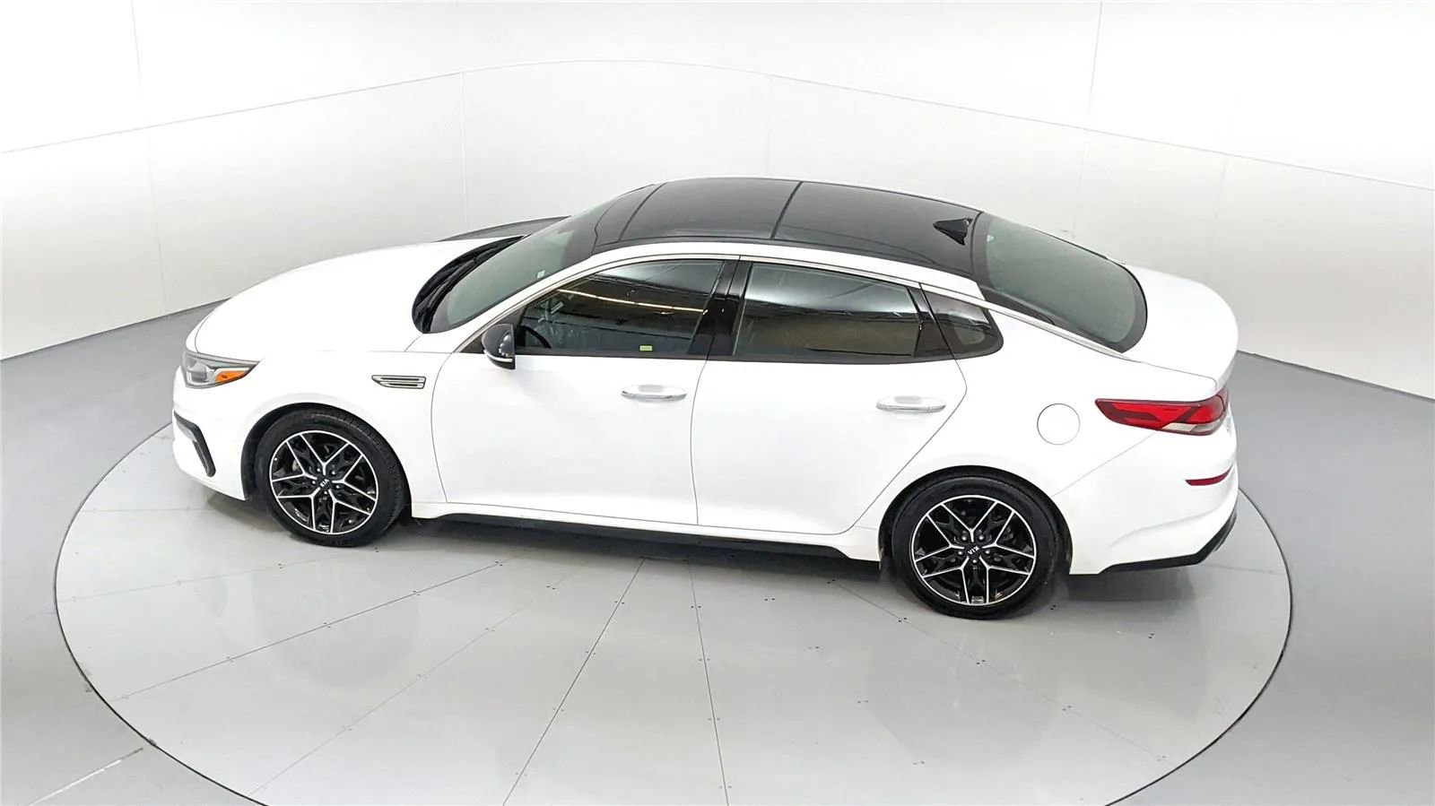 Used 2020 Kia Optima SE image 39