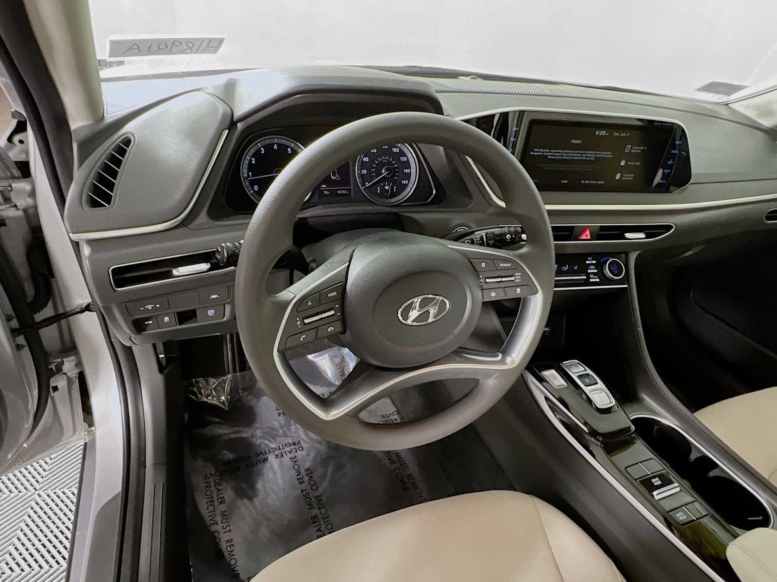 Used 2023 Hyundai Sonata SEL FWD image 11