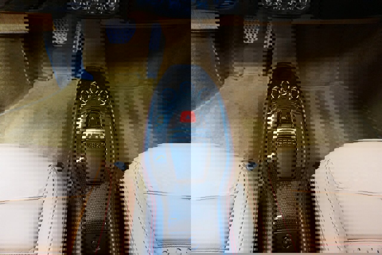 Used 2010 Ferrari 458 Italia Coupe RWD image 17