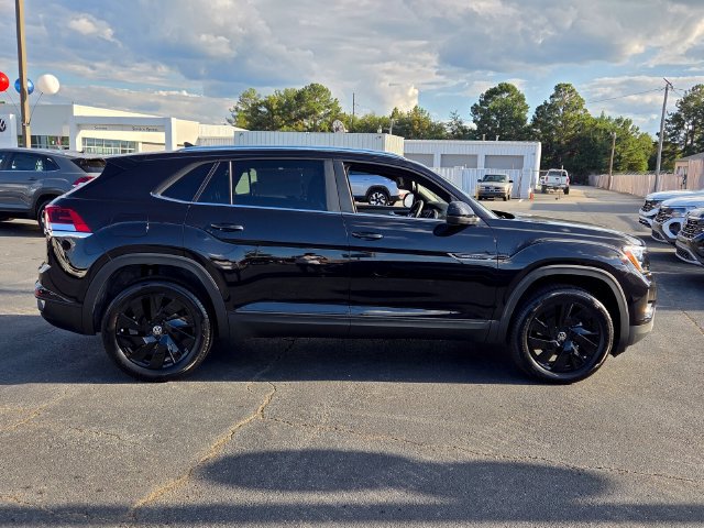 New 2026 Volkswagen Atlas Cross Sport SE FWD image 15