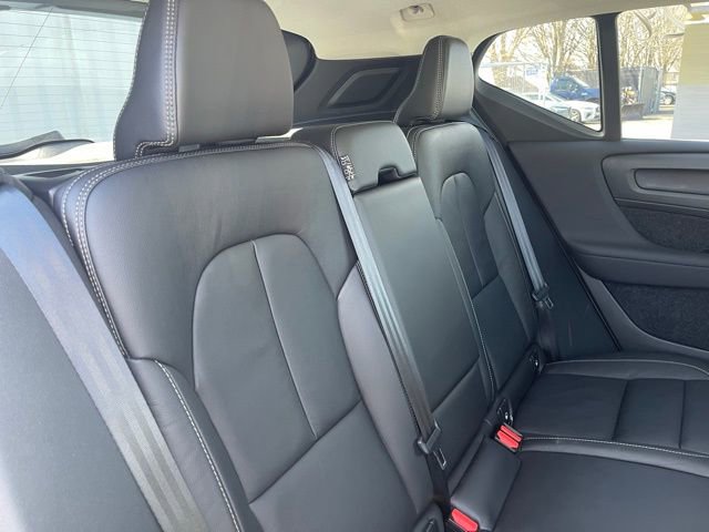 Used 2023 Volvo XC40 B5 Plus w/ Driver Assist Package AWD/4WD image 19