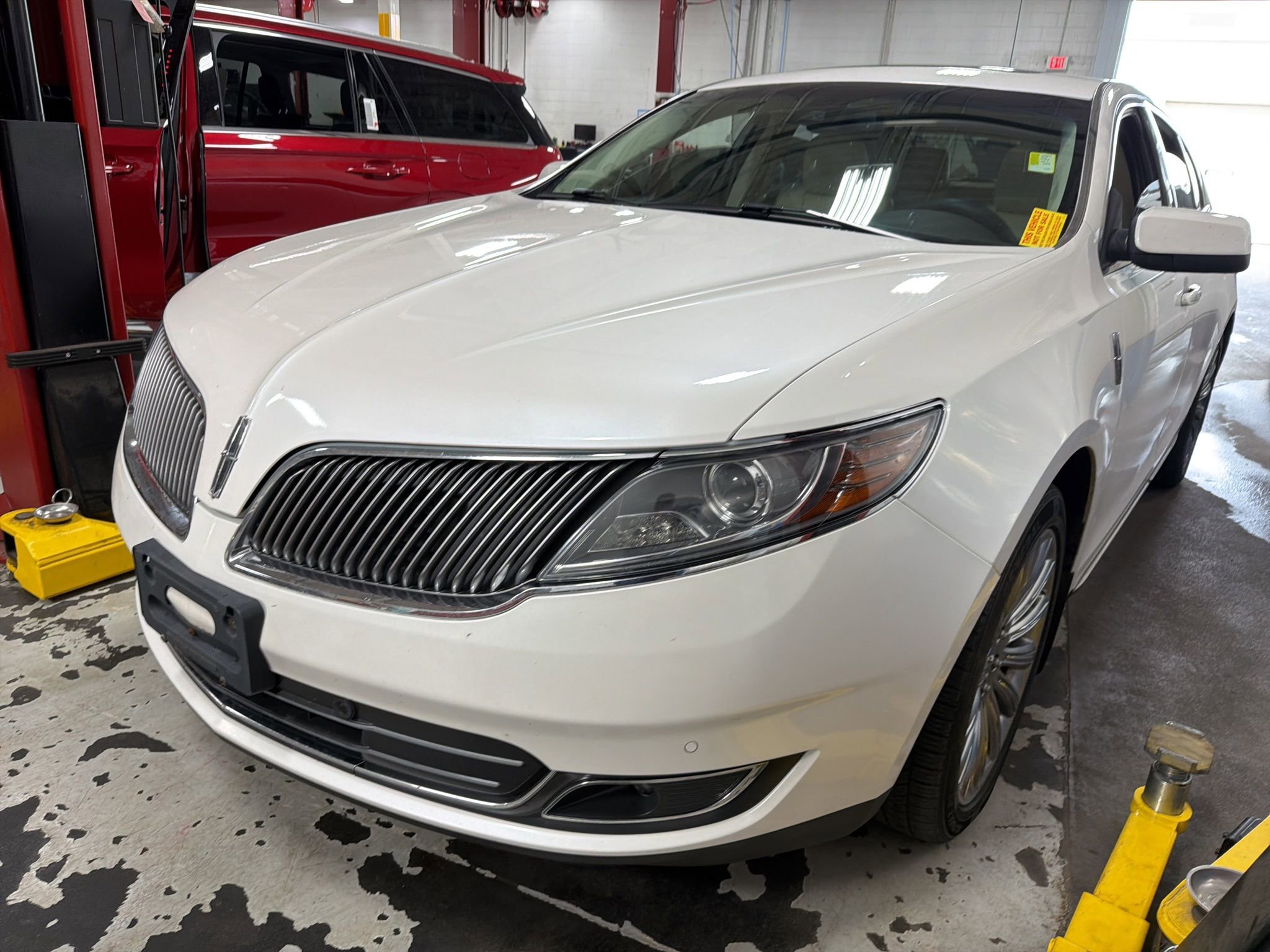 Used 2013 Lincoln MKS image 1