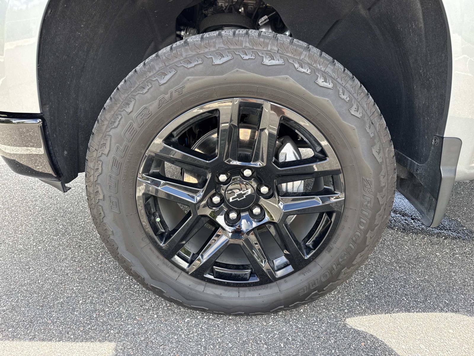 Used 2026 Chevrolet Silverado 1500 LT Trail Boss w/ LT Trail Boss Premium Package AWD/4WD image 33