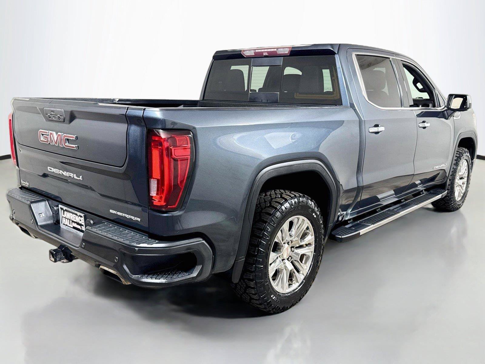 Used 2019 GMC Sierra 1500 Denali w/ Technology Package AWD/4WD image 4