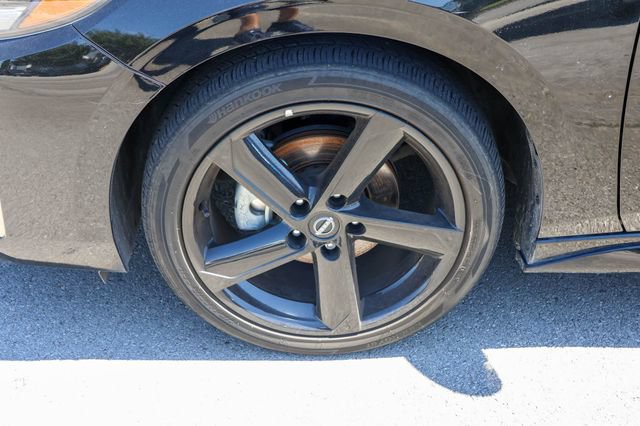 Used 2024 Nissan Sentra SR w/ SR Premium Package FWD image 7