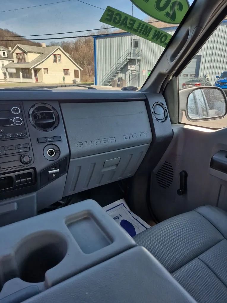 Used 2016 Ford F250 XL w/ Snow Plow Prep Package AWD/4WD image 15