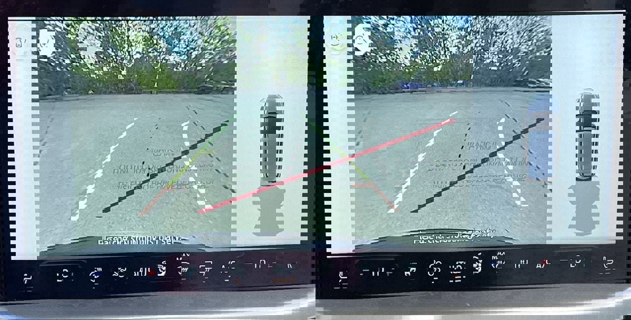 Used 2025 Ford Escape SE image 16